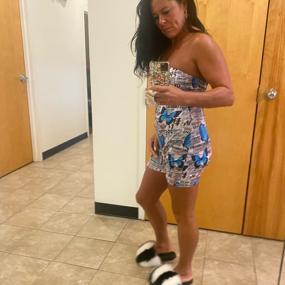 butterfly romper lg - Picture 2 of 9